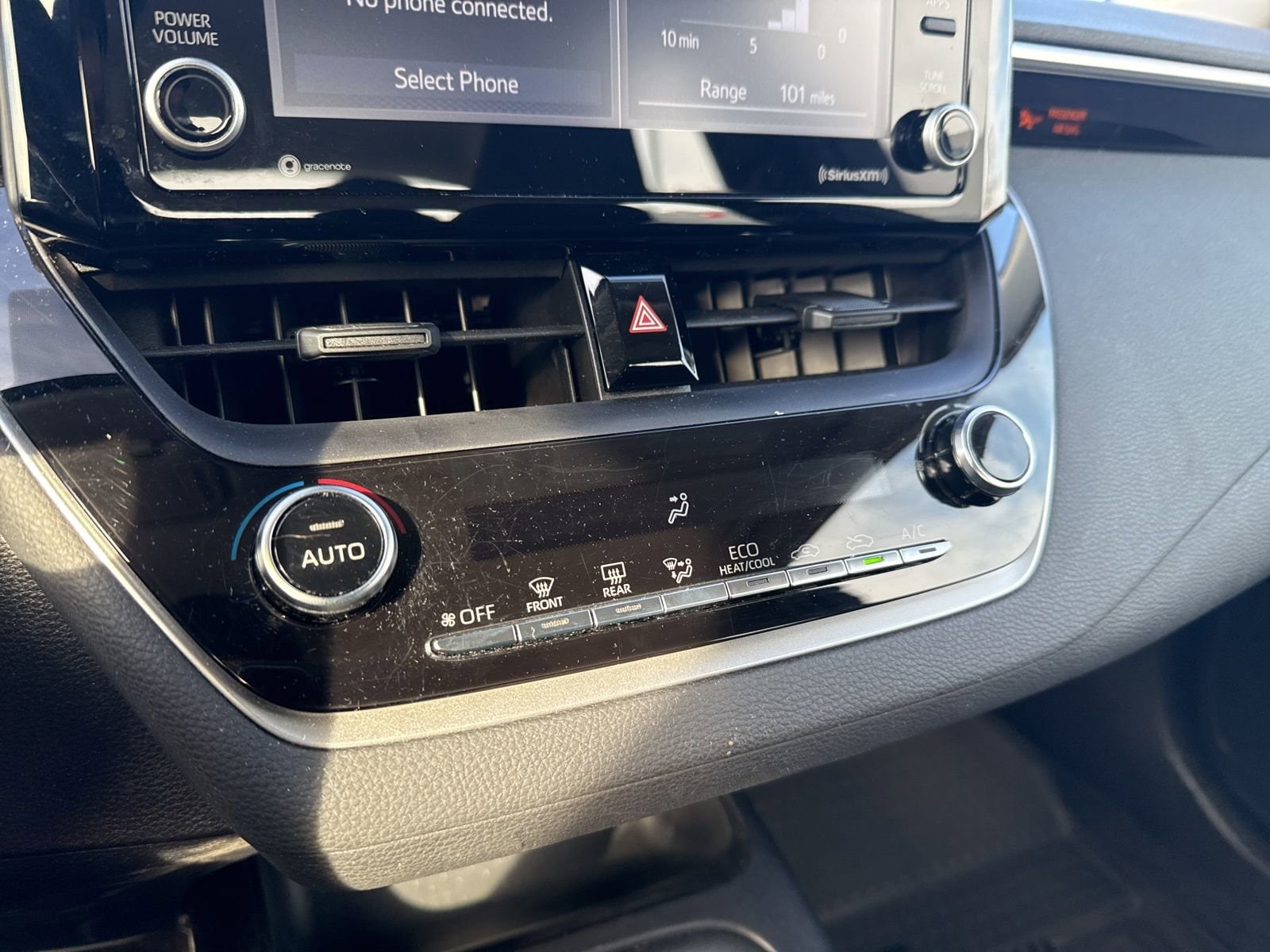 Thumbnail: 2022 Toyota Corolla - 27