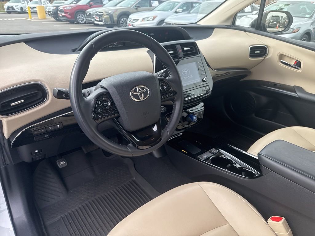 Thumbnail: 2022 Toyota Prius - 19