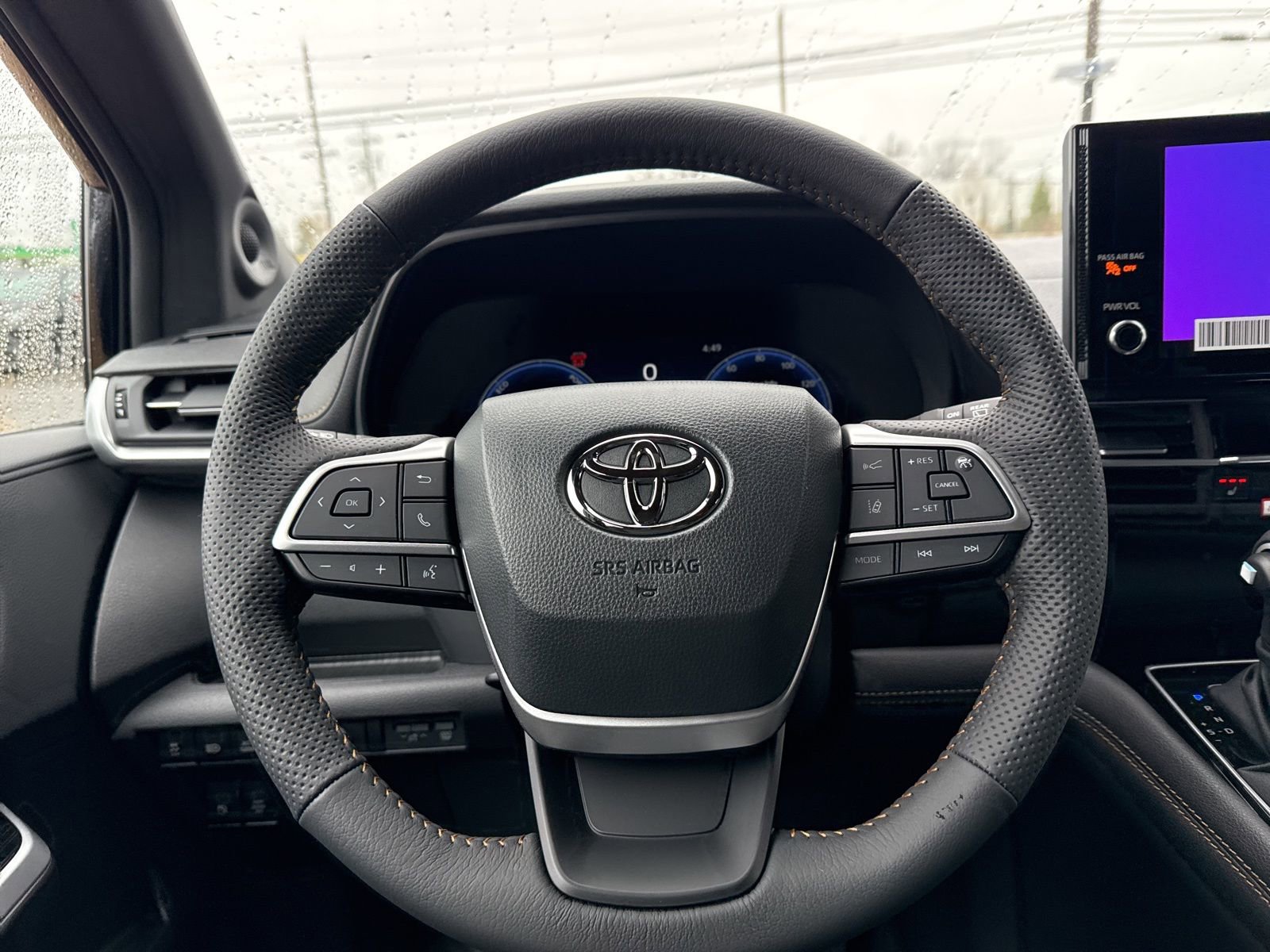 Thumbnail: 2026 Toyota Sienna - 18