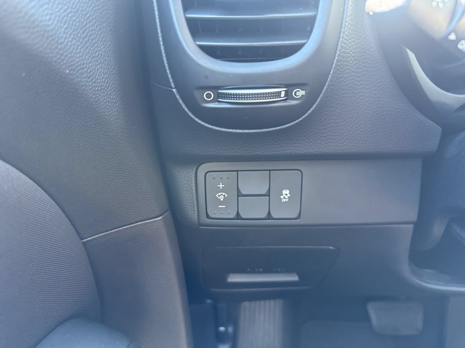 Thumbnail: 2018 Kia Soul - 30