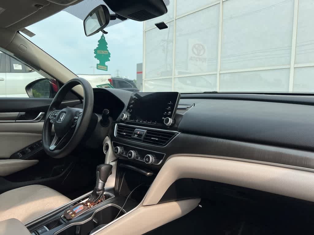 Thumbnail: 2018 Honda Accord - 13