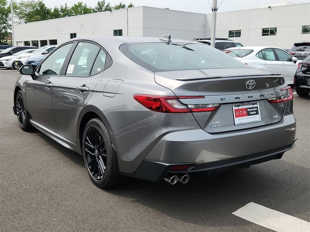 2025 Toyota Camry SE 6