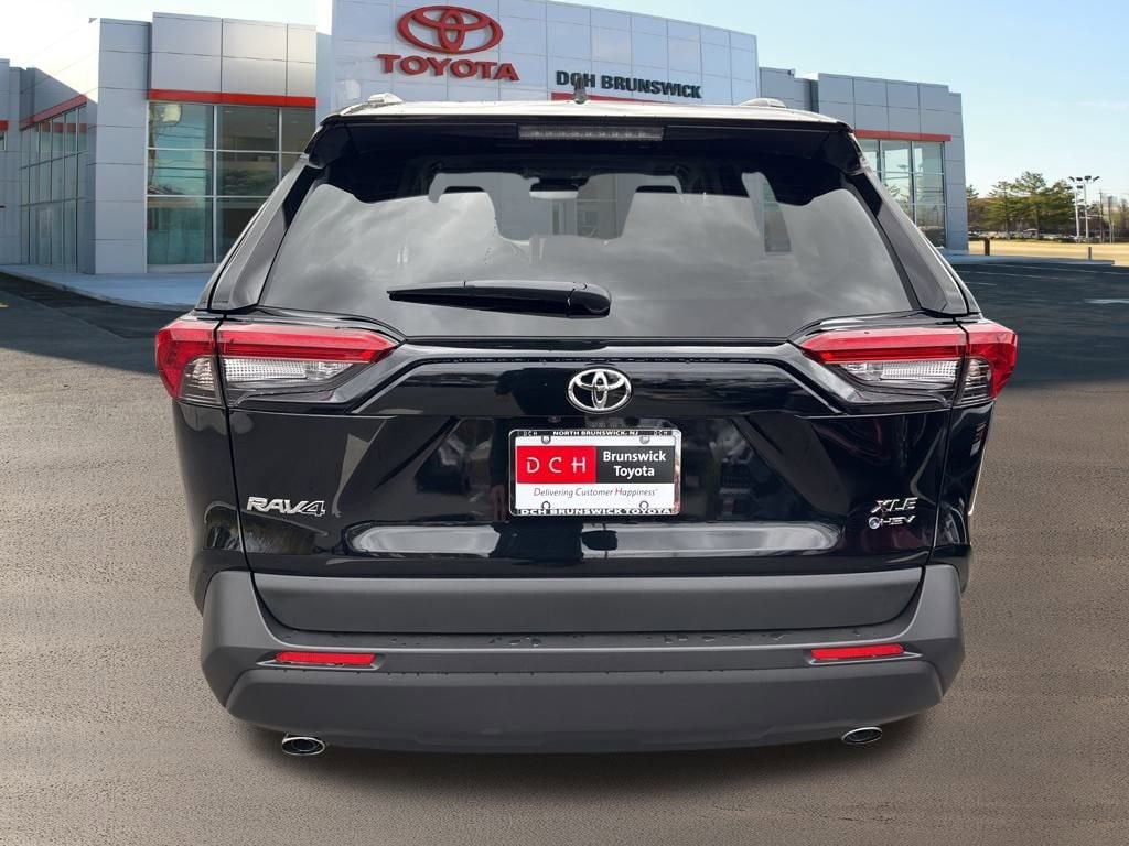 Thumbnail: 2025 Toyota RAV4 - 6