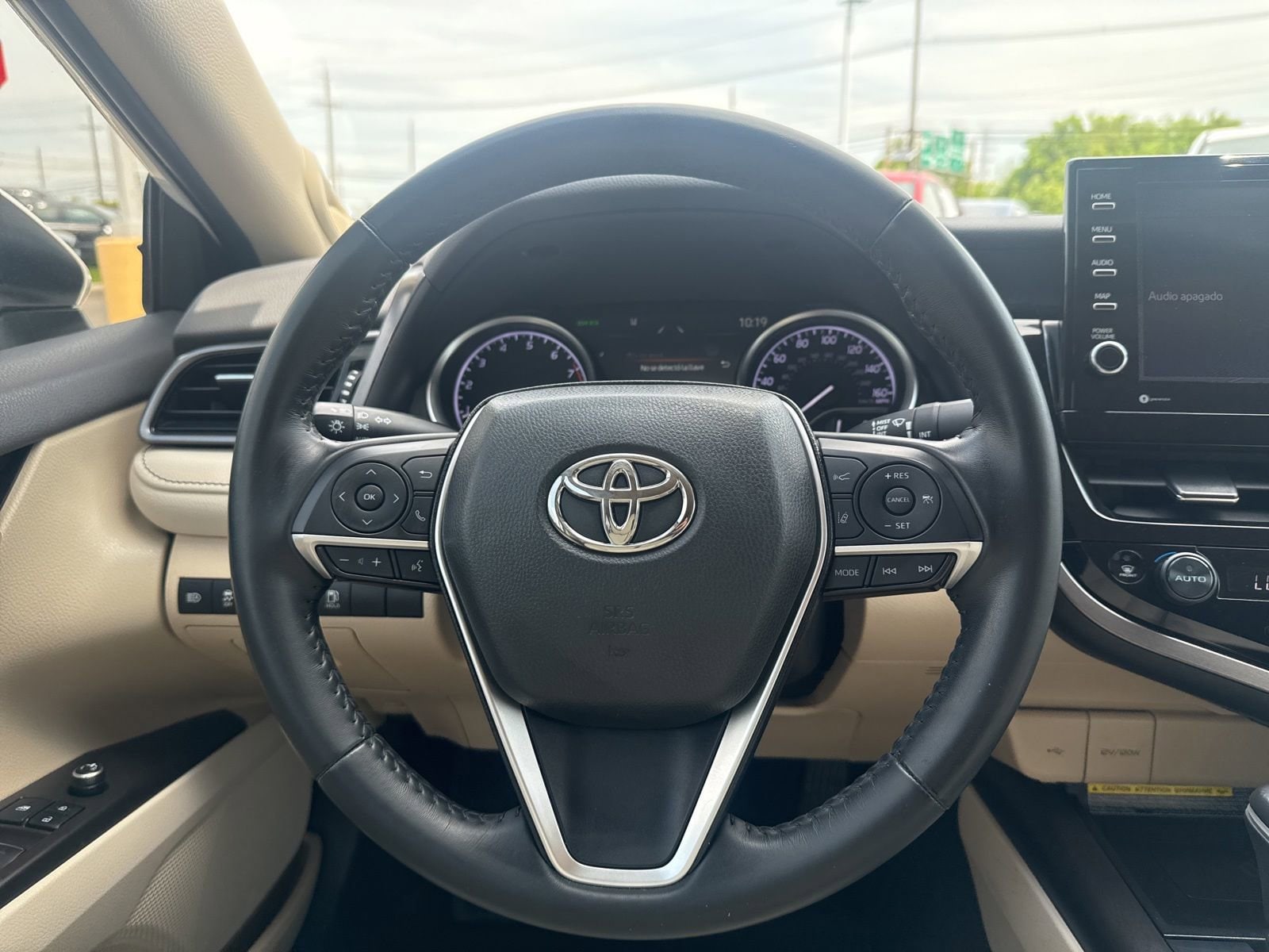 Thumbnail: 2021 Toyota Camry - 25
