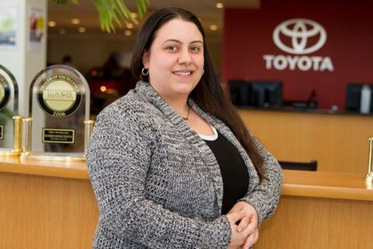 Staff member Christina Cunha from ID_260abe