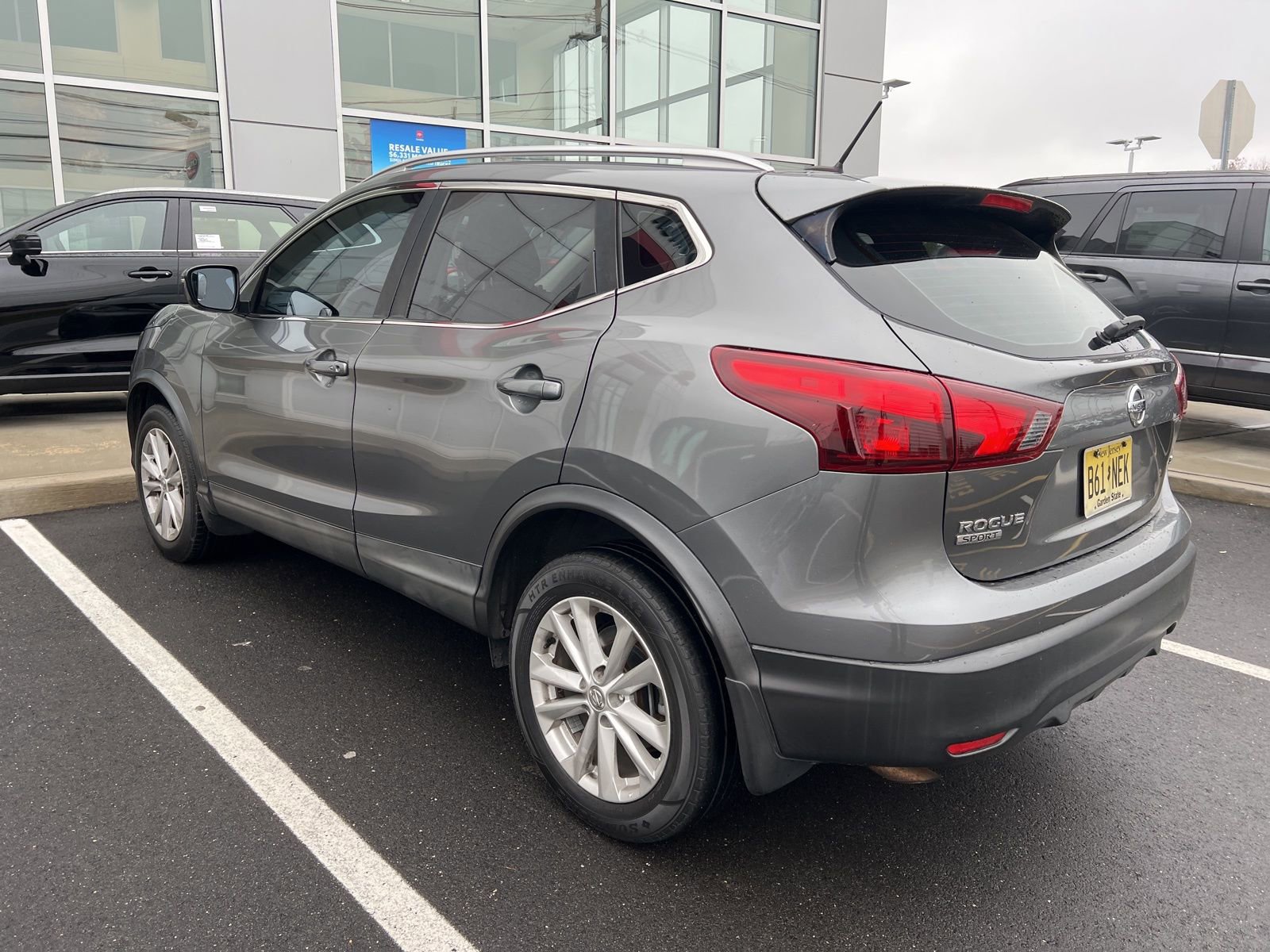 Thumbnail: 2017 Nissan Rogue Sport - 5