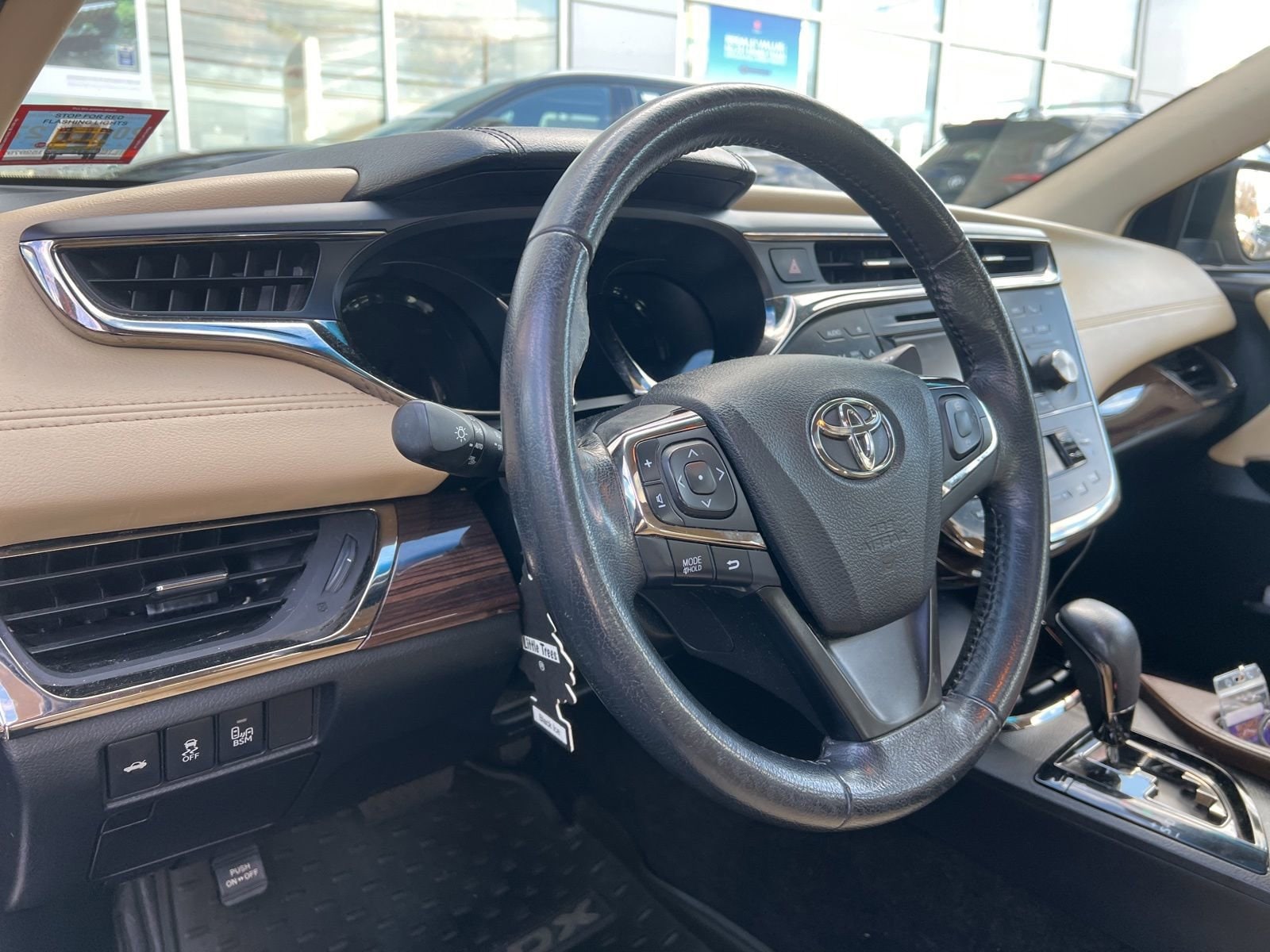 Thumbnail: 2013 Toyota Avalon - 13