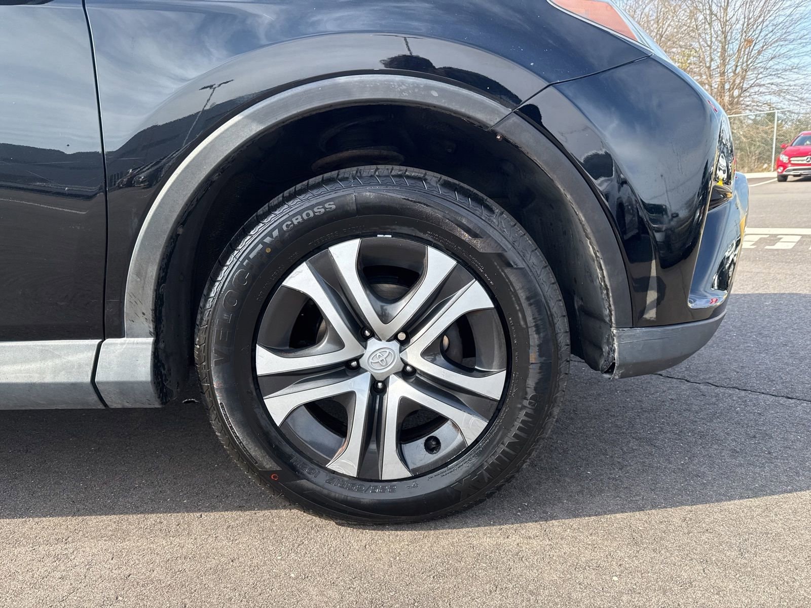 Thumbnail: 2017 Toyota RAV4 - 16