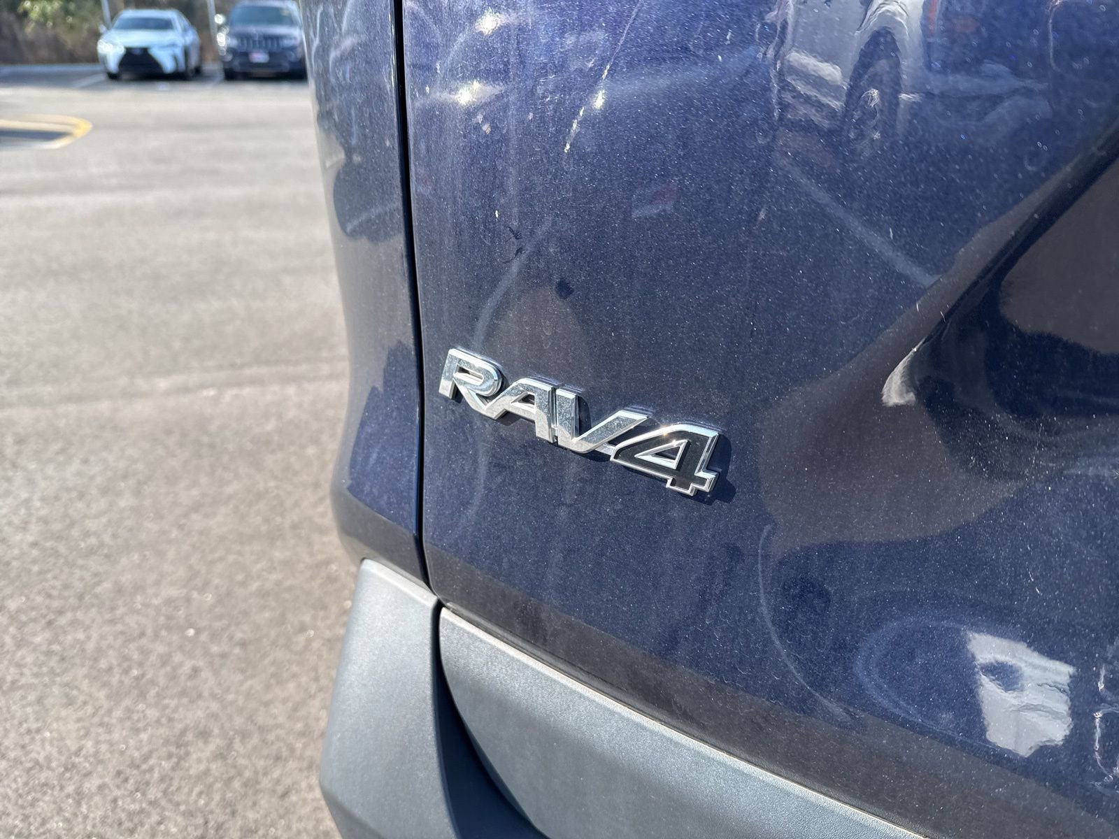 Thumbnail: 2023 Toyota RAV4 - 17