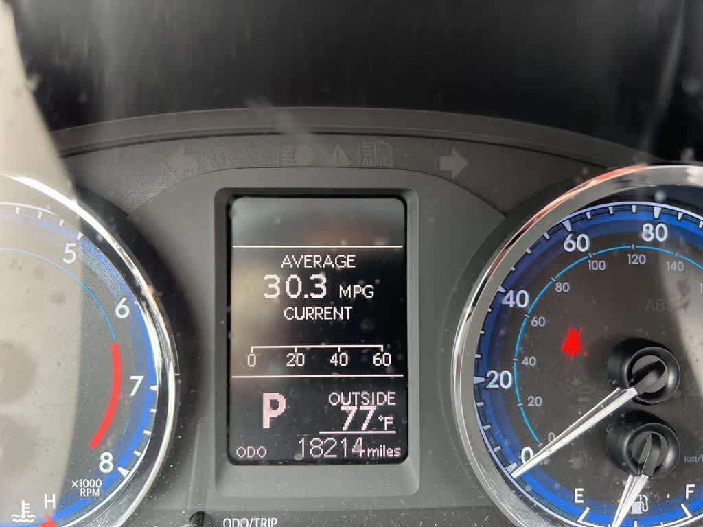Thumbnail: 2018 Toyota Corolla - 23