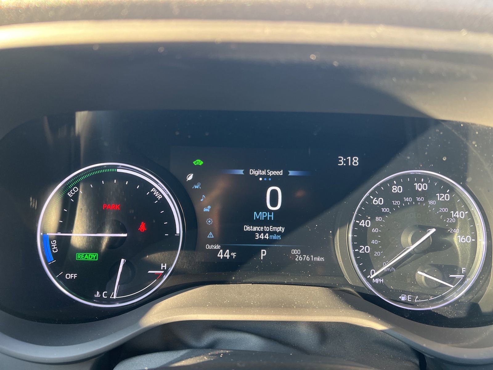 Thumbnail: 2023 Toyota Sienna - 25