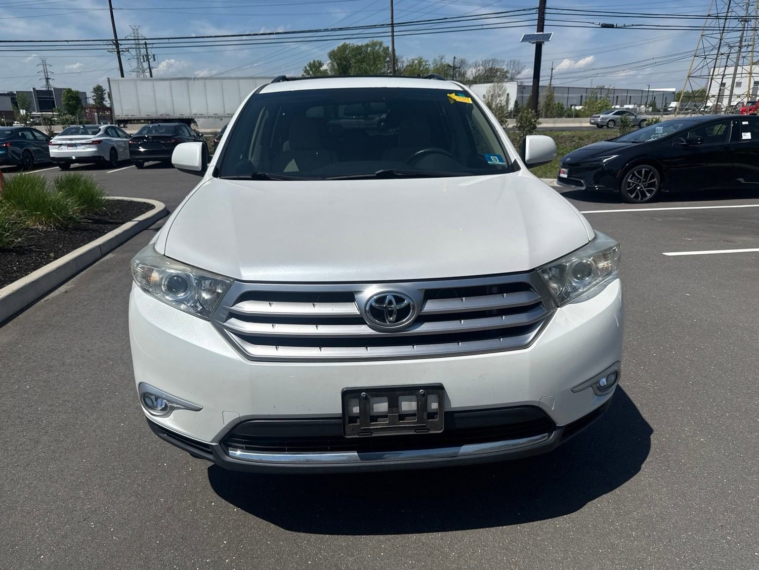 Thumbnail: 2012 Toyota Highlander - 2