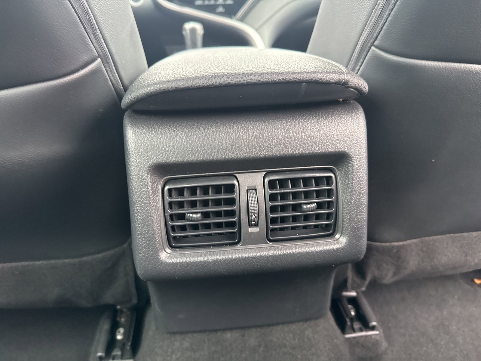 Thumbnail: 2024 Toyota Camry - 31