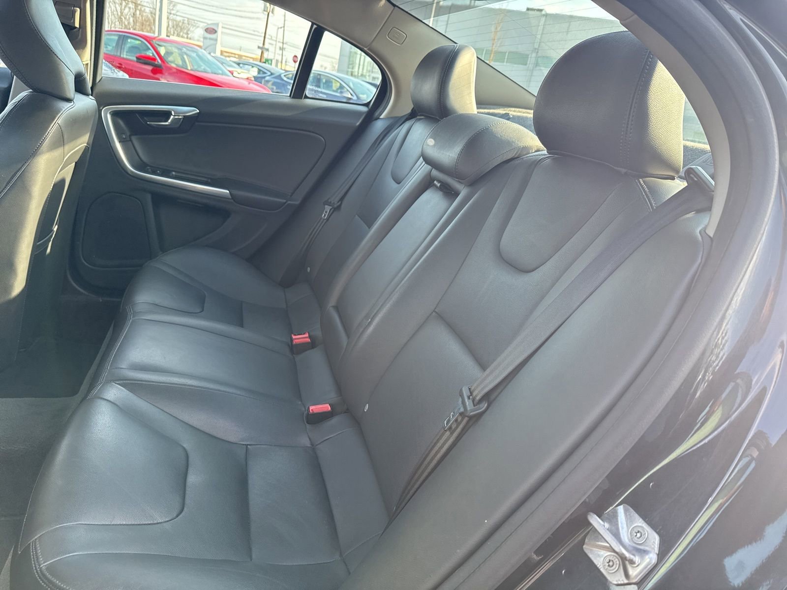 Thumbnail: 2016 Volvo S60 - 19