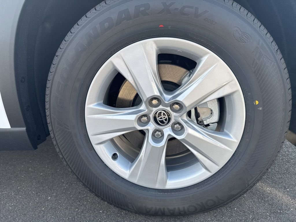 Thumbnail: 2026 Toyota Grand Highlander - 8