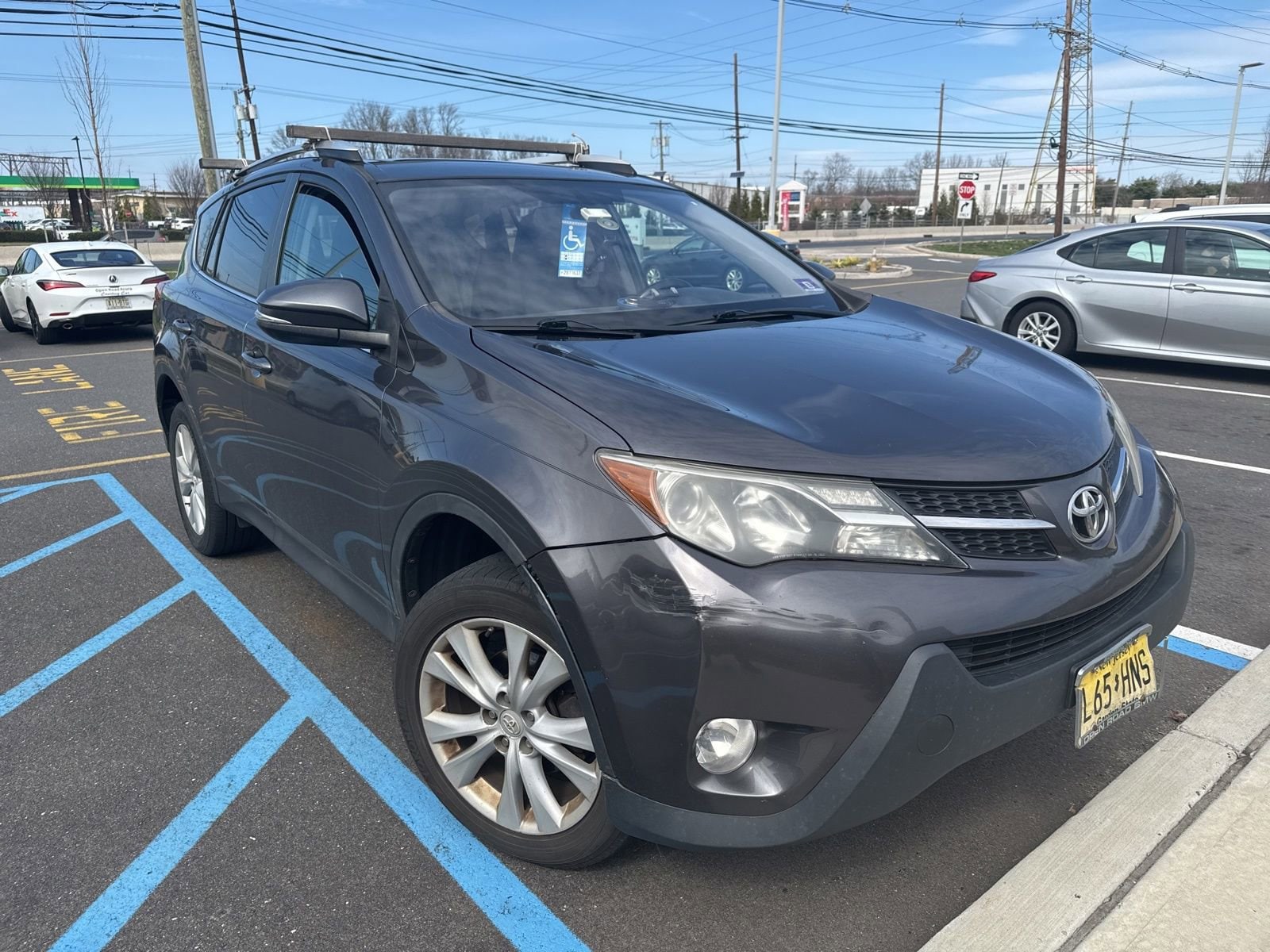 Thumbnail: 2013 Toyota RAV4 - 2