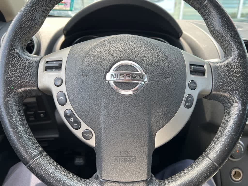 Thumbnail: 2013 Nissan Rogue - 14