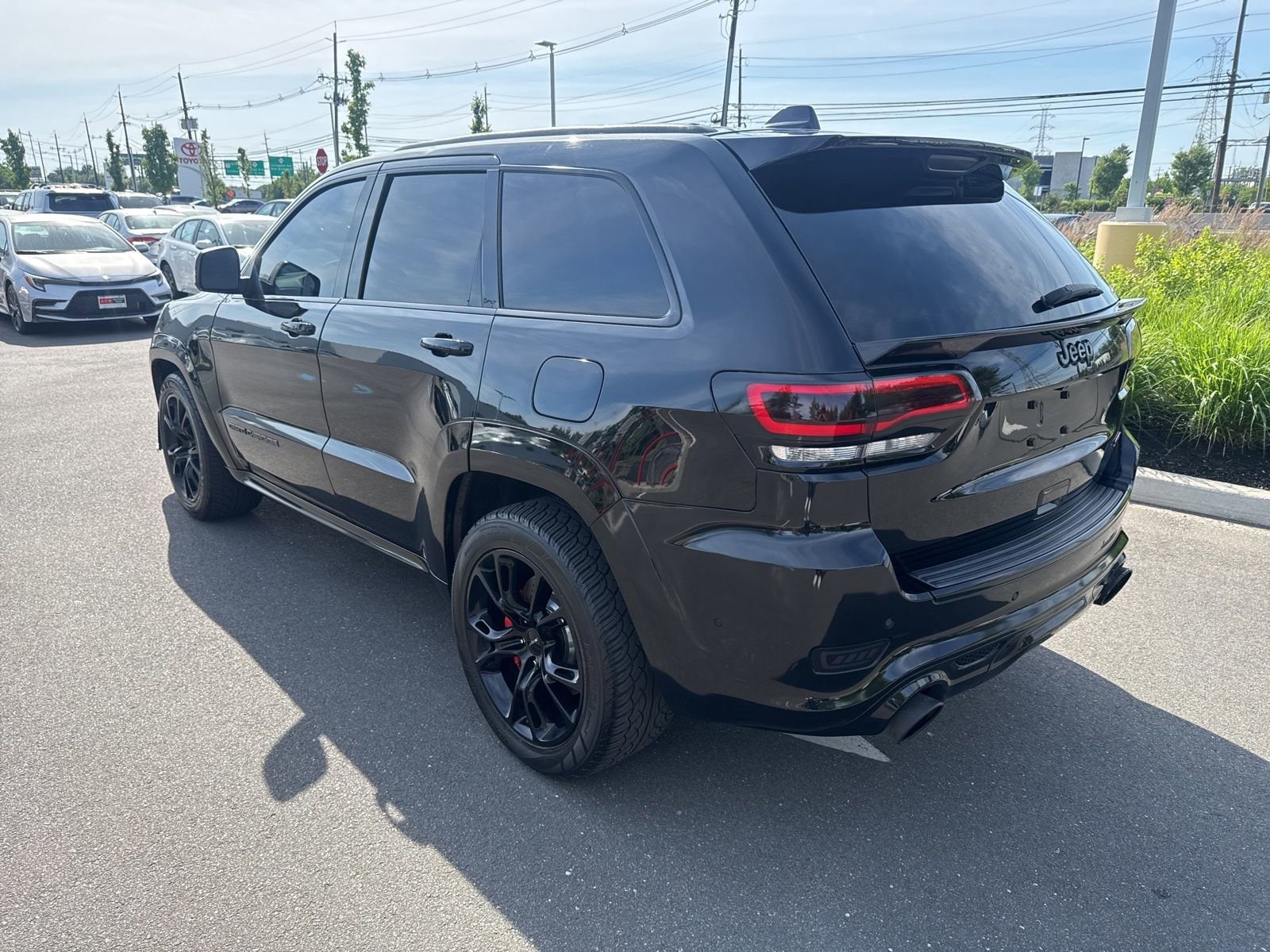 Thumbnail: 2017 Jeep Grand Cherokee - 13