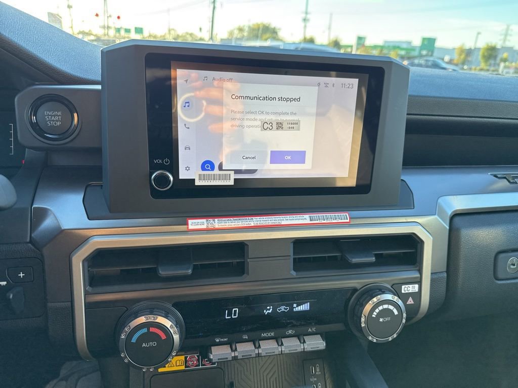 Thumbnail: 2025 Toyota Tacoma - 25