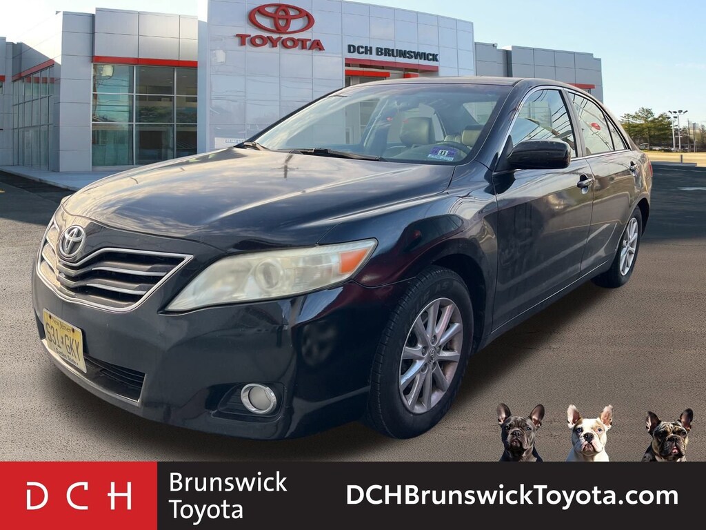 Used 2010 Toyota Camry XLE Sedan