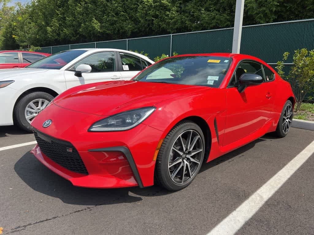 Thumbnail: 2022 Toyota GR86 - 1