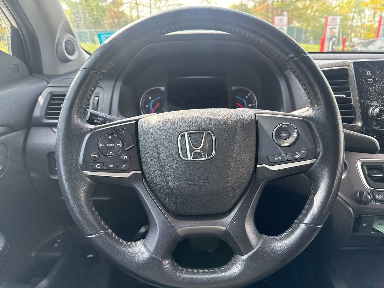 Thumbnail: 2019 Honda Pilot - 24