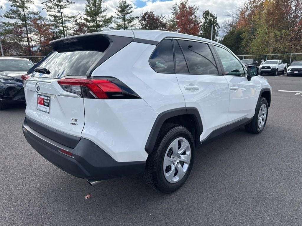 Thumbnail: 2023 Toyota RAV4 - 6