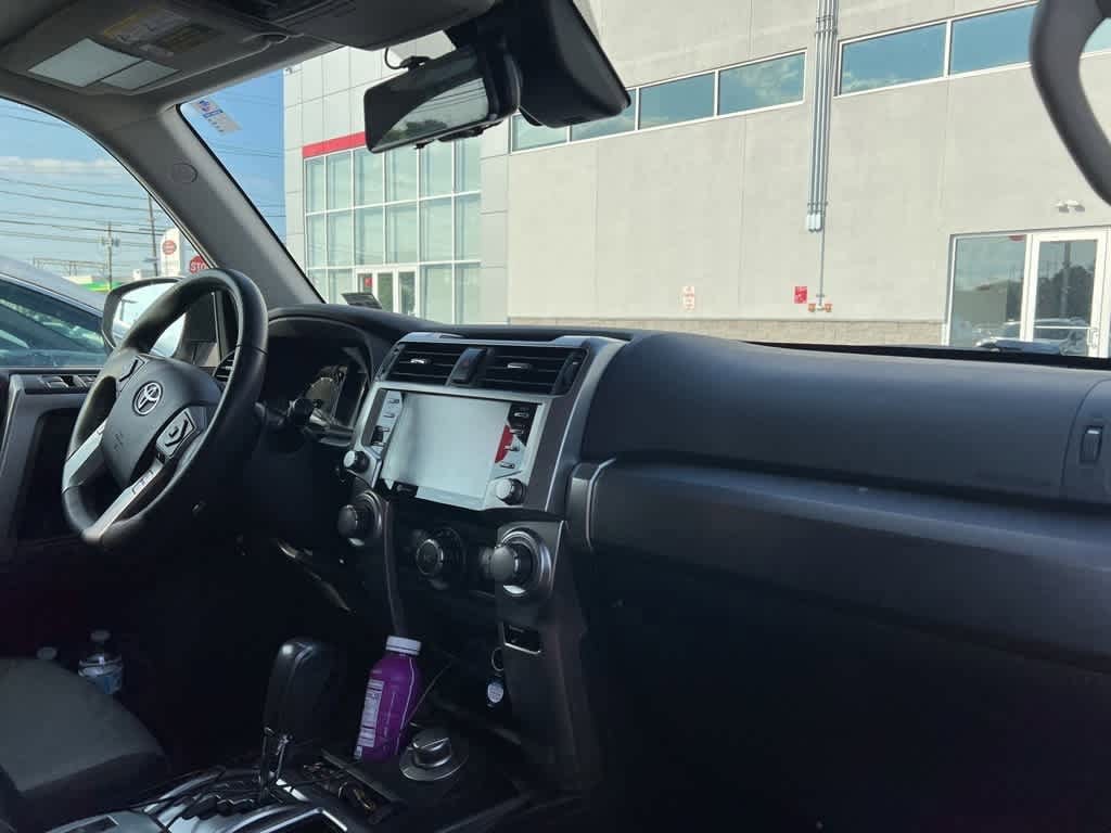 Thumbnail: 2021 Toyota 4Runner - 14