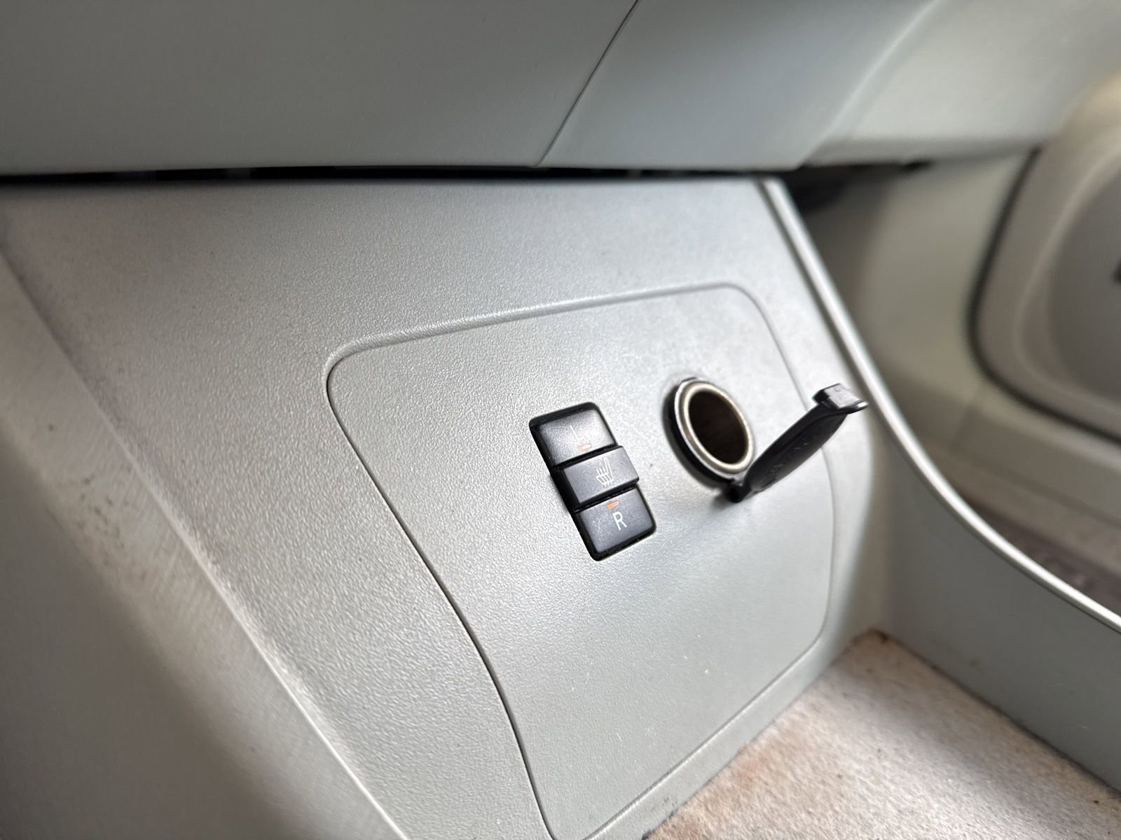 Thumbnail: 2010 Toyota Prius - 27