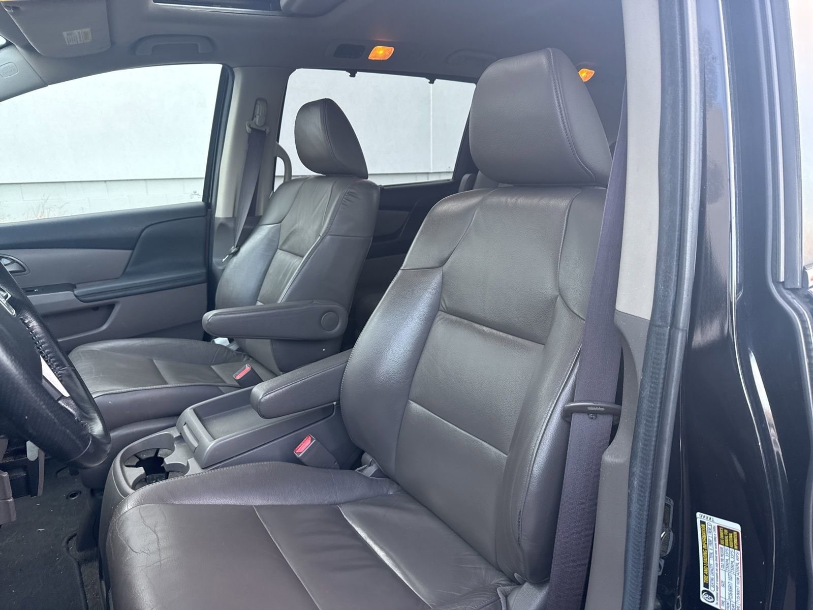 Thumbnail: 2013 Honda Odyssey - 17