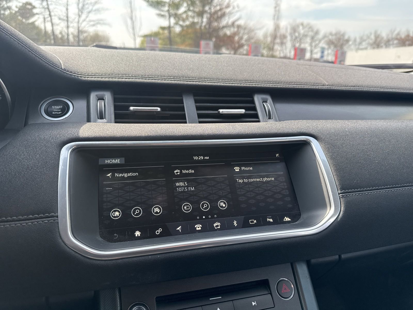 Thumbnail: 2019 Land Rover Range Rover Evoque - 27