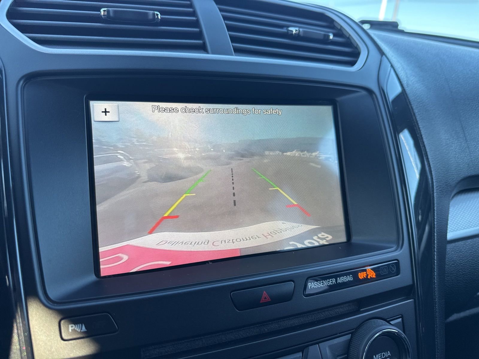 Thumbnail: 2017 Ford Explorer - 26