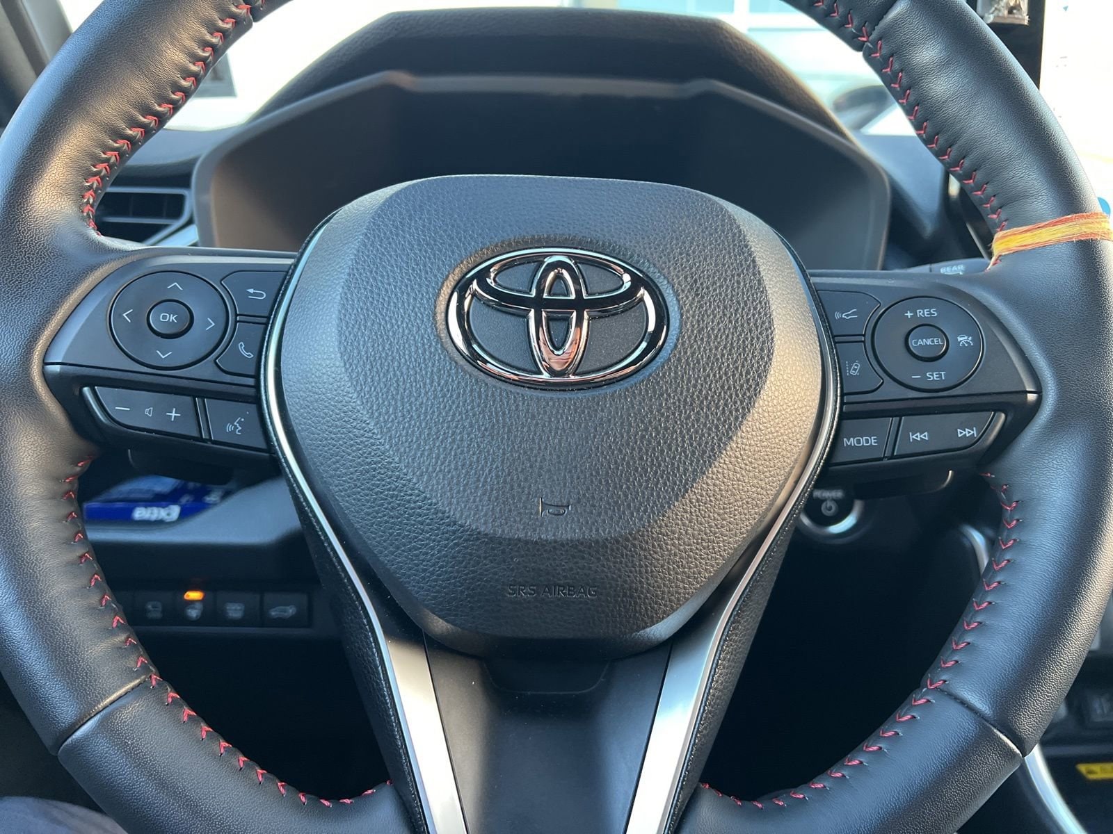 Thumbnail: 2023 Toyota RAV4 - 19