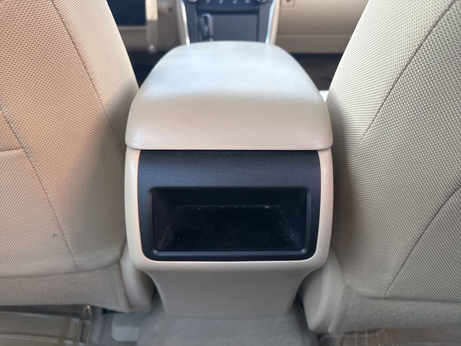 Thumbnail: 2016 Toyota Camry - 29