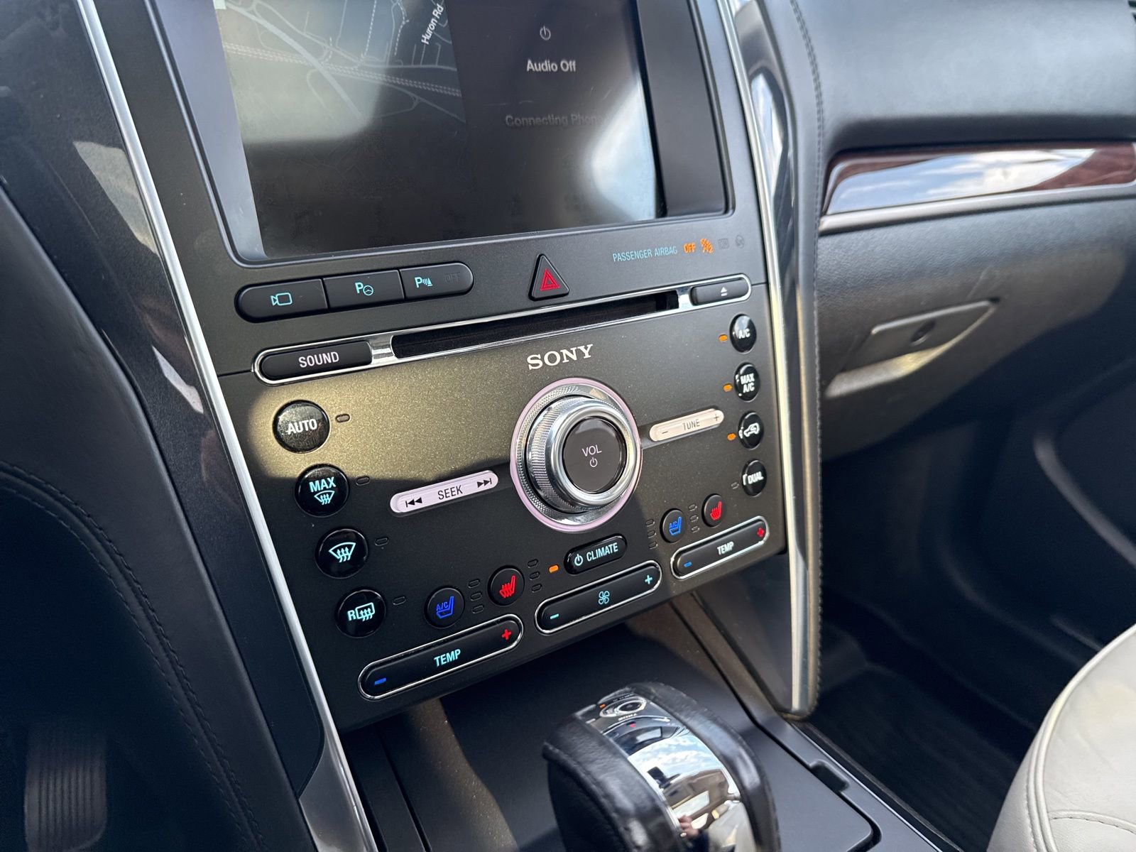 Thumbnail: 2018 Ford Explorer - 27