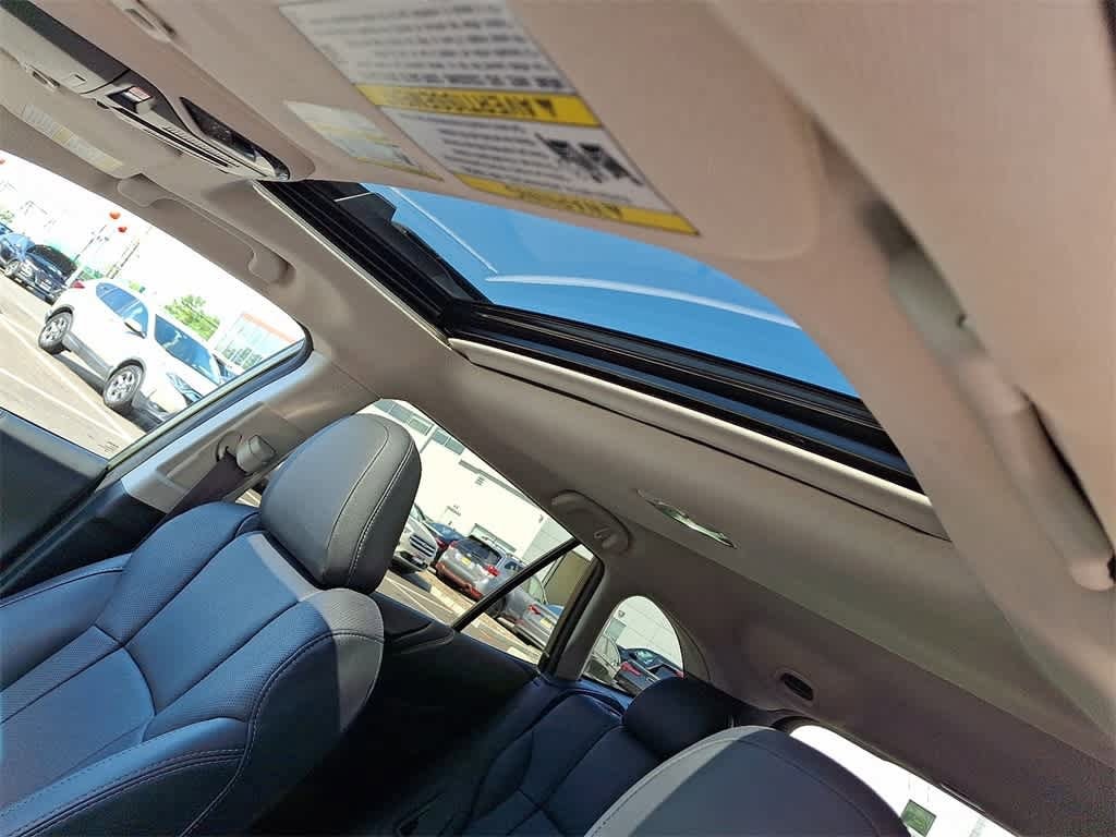 Thumbnail: 2022 Subaru Outback - 21