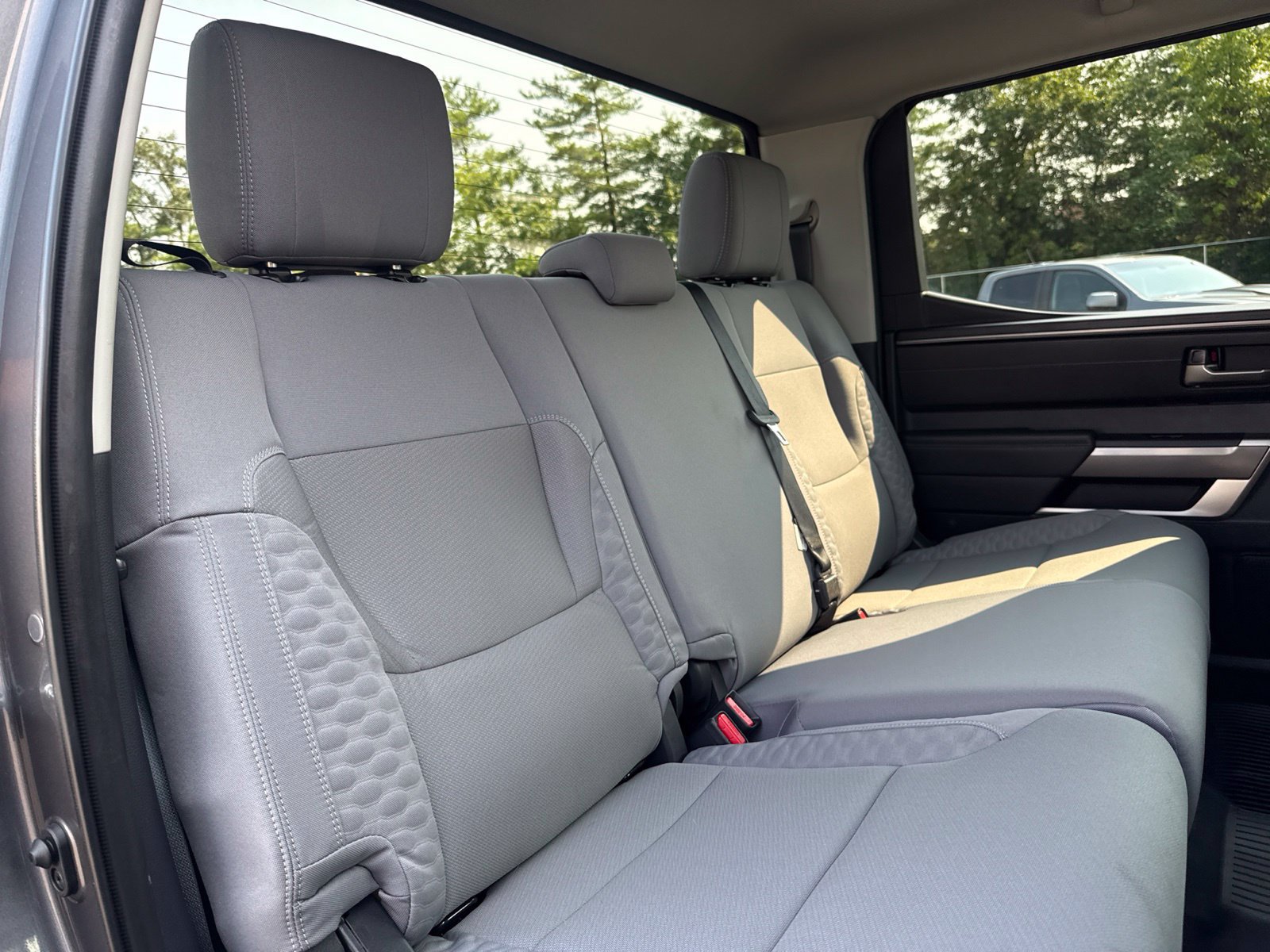 2024 Toyota Tundra SR5 - Photo 24