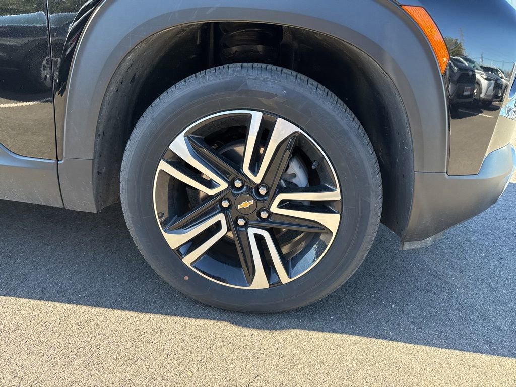 Thumbnail: 2023 Chevrolet TrailBlazer - 20