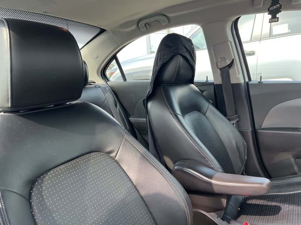 Thumbnail: 2018 Chevrolet Sonic - 16