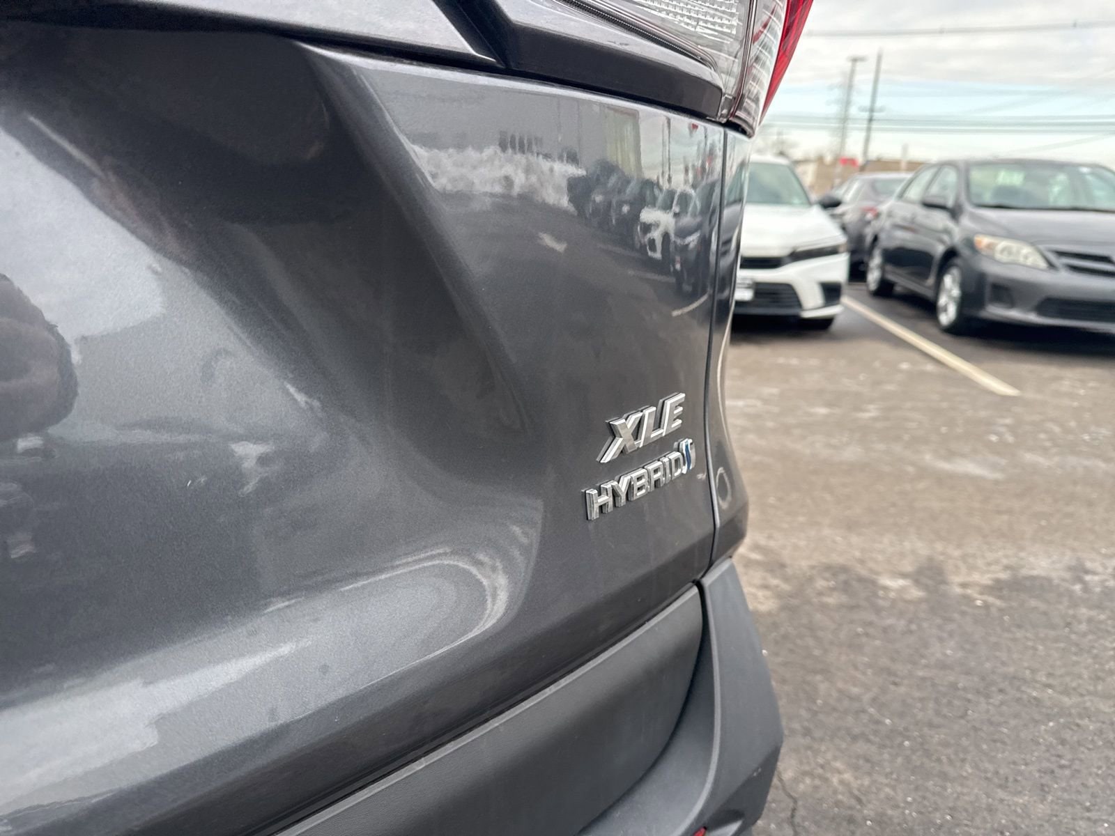 Thumbnail: 2022 Toyota RAV4 - 15