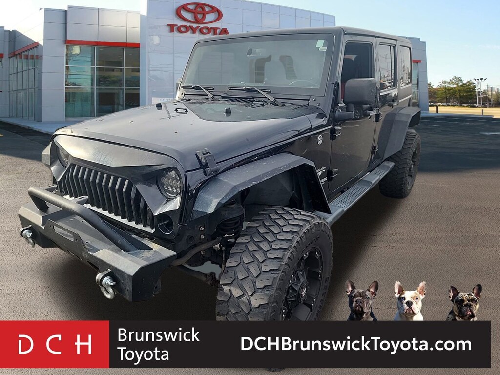 Used 2018 Jeep Wrangler JK Unlimited Sahara 4x4 SUV