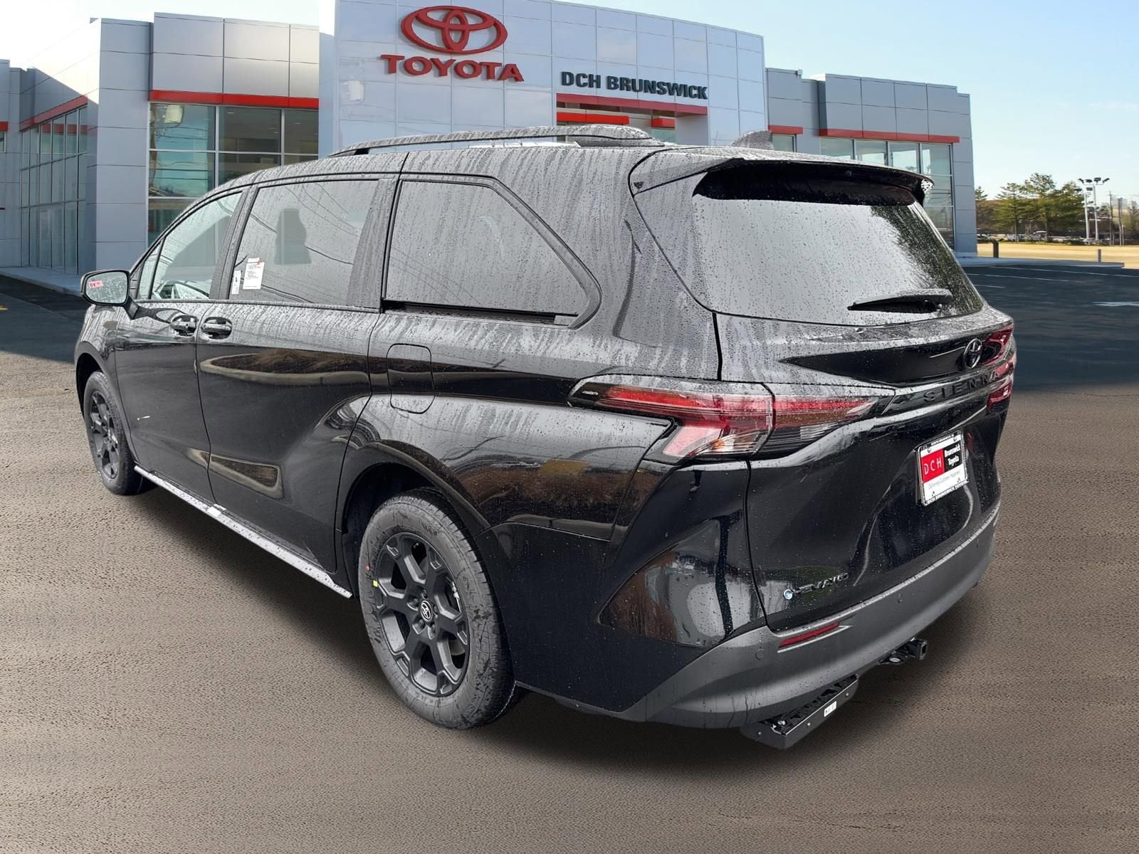 Thumbnail: 2026 Toyota Sienna - 6
