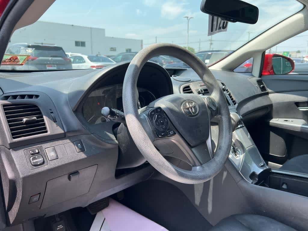Thumbnail: 2014 Toyota Venza - 6