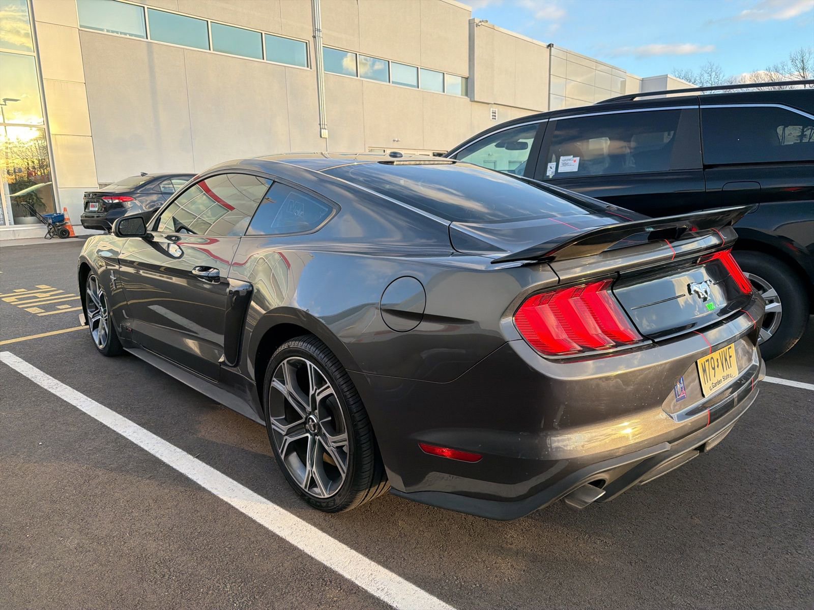 Thumbnail: 2019 Ford Mustang - 4
