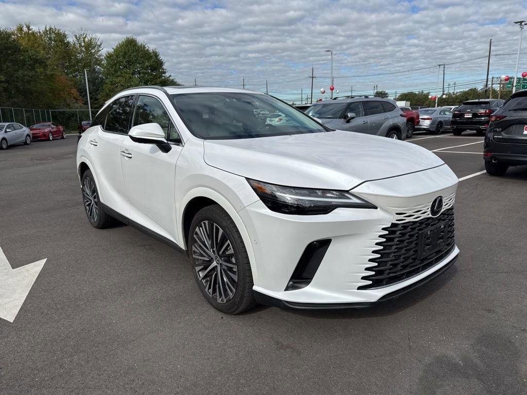 Thumbnail: 2024 Lexus RX - 3