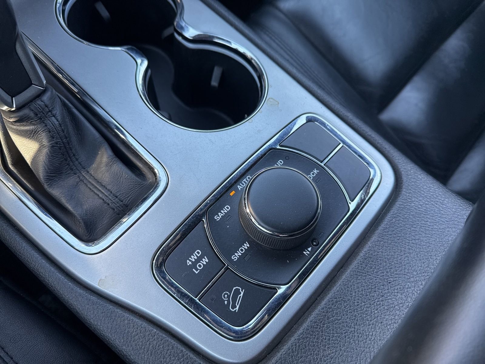 Thumbnail: 2019 Jeep Grand Cherokee - 29