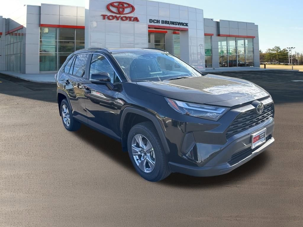 New 2025 Toyota RAV4 XLE SUV