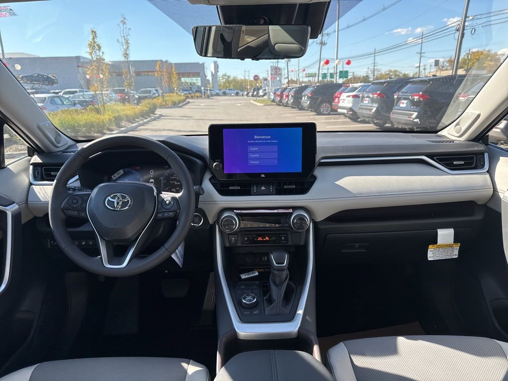 Thumbnail: 2025 Toyota RAV4 - 16