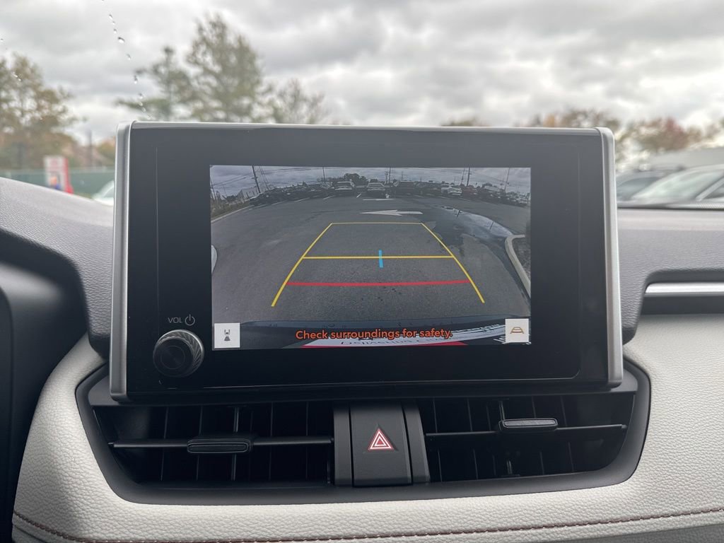 Thumbnail: 2025 Toyota RAV4 - 20