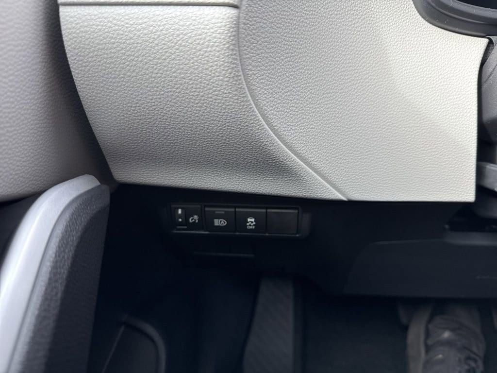 Thumbnail: 2026 Toyota Corolla Cross - 24